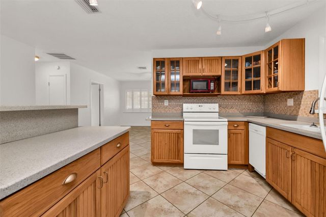 216 DELEON DRIVE, Punta Gorda, FL 33980