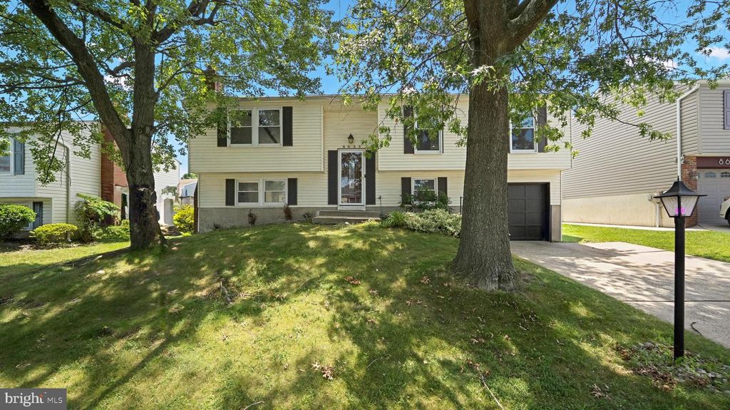 8633 SAXON, Baltimore, MD 21236