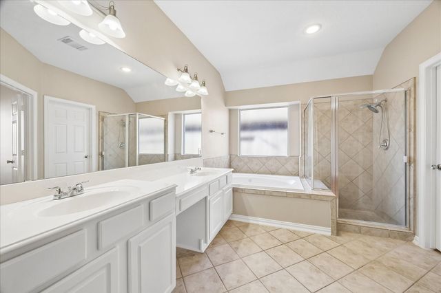 3211 Chappelwood Drive, Pearland, TX 77584