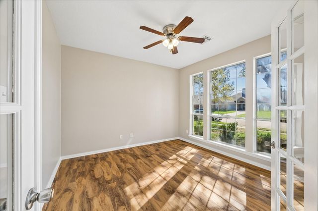 3211 Chappelwood Drive, Pearland, TX 77584