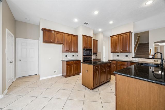 3211 Chappelwood Drive, Pearland, TX 77584