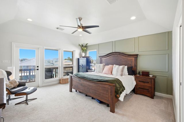 1315 Wahini Street, Galveston, TX 77554