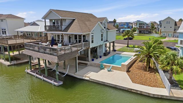 1315 Wahini Street, Galveston, TX 77554