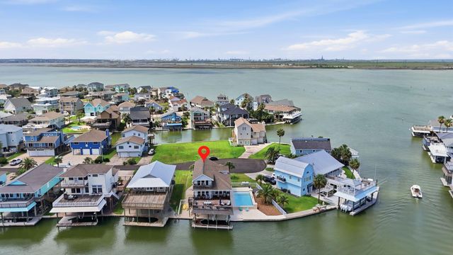 1315 Wahini Street, Galveston, TX 77554