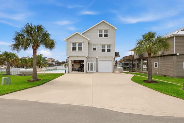 1315 Wahini Street, Galveston, TX 77554