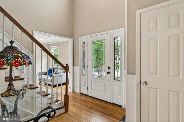 105 GRACE LN, Aston, PA 19014