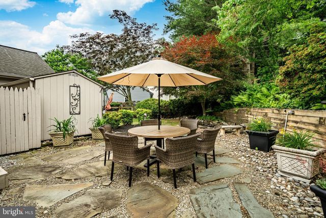 105 GRACE LN, Aston, PA 19014