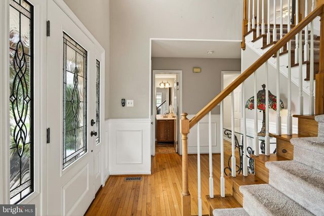105 GRACE LN, Aston, PA 19014