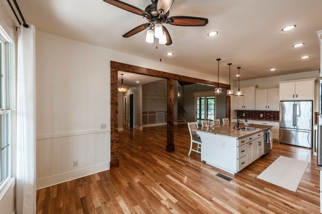 1020 Morchella Private Way, Hendersonville, TN 37075