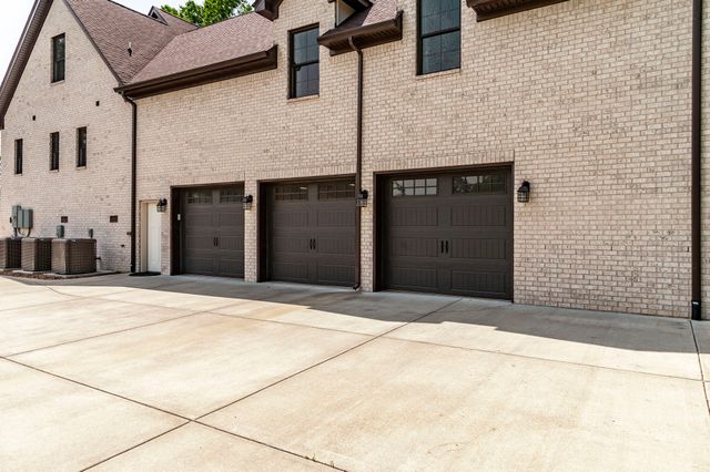 1020 Morchella Private Way, Hendersonville, TN 37075
