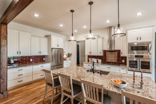1020 Morchella Private Way, Hendersonville, TN 37075