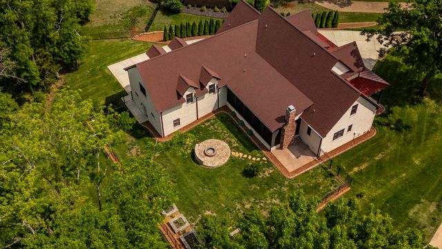 1020 Morchella Private Way, Hendersonville, TN 37075