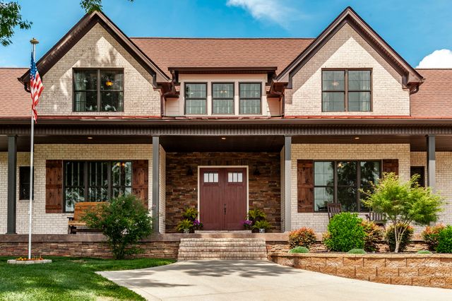 1020 Morchella Private Way, Hendersonville, TN 37075