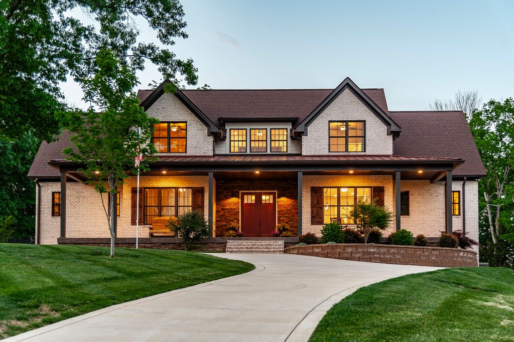 1020 Morchella Private Way, Hendersonville, TN 37075