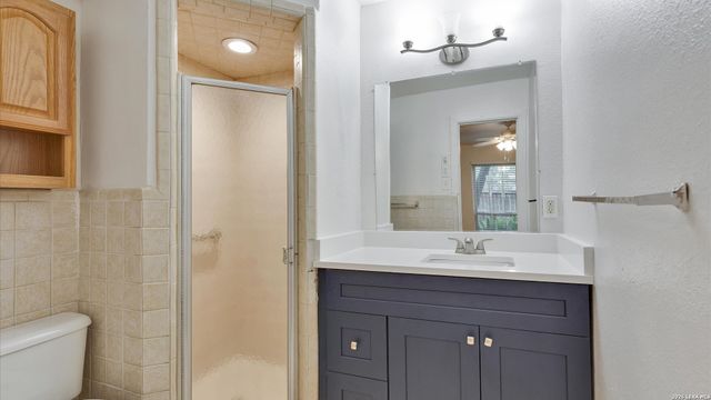 1045 Shook Ave Apt 101A, San Antonio, TX 78212