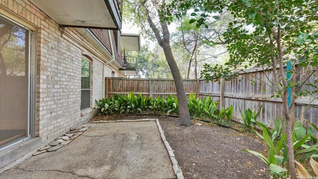 1045 Shook Ave Apt 101A, San Antonio, TX 78212