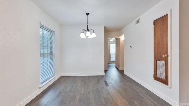 1045 Shook Ave Apt 101A, San Antonio, TX 78212