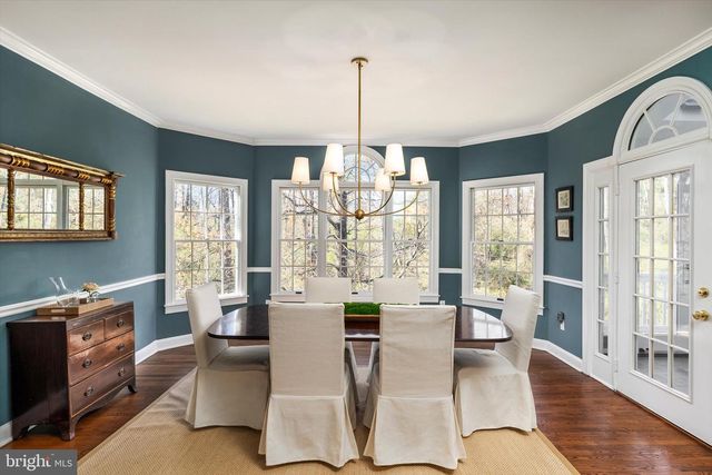 6 MICHAEL WAY, Pennington, NJ 08534
