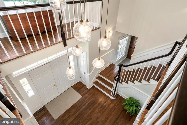6 MICHAEL WAY, Pennington, NJ 08534