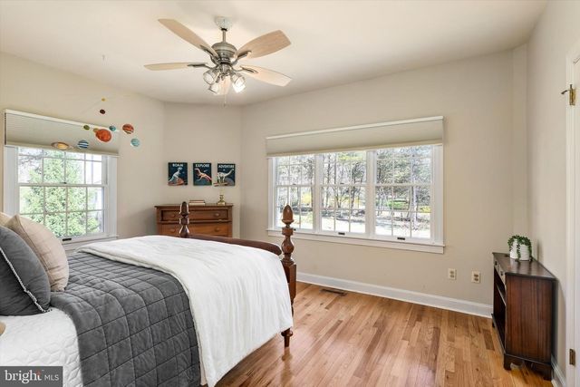 6 MICHAEL WAY, Pennington, NJ 08534
