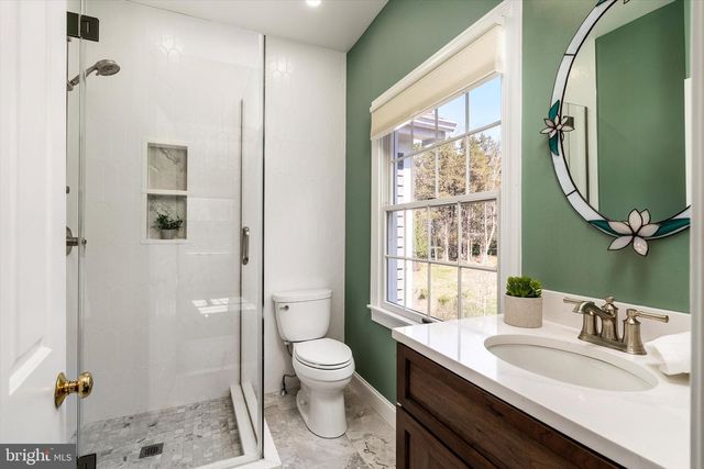 6 MICHAEL WAY, Pennington, NJ 08534