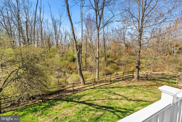 6 MICHAEL WAY, Pennington, NJ 08534