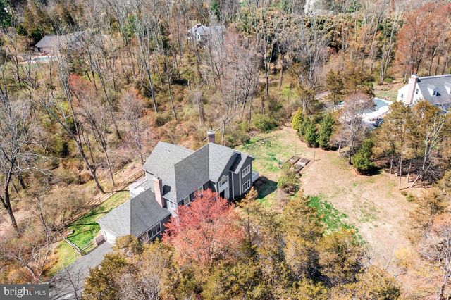 6 MICHAEL WAY, Pennington, NJ 08534