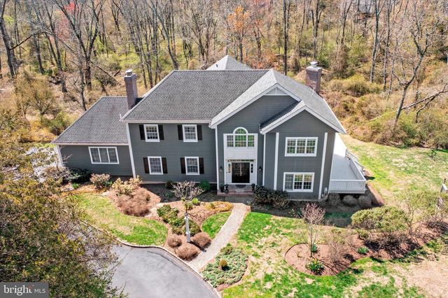 6 MICHAEL WAY, Pennington, NJ 08534