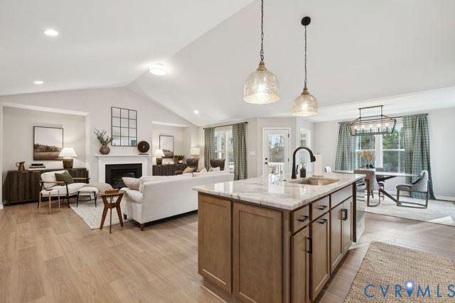 10476 Meyers Park Dr, Ashland, VA 23005