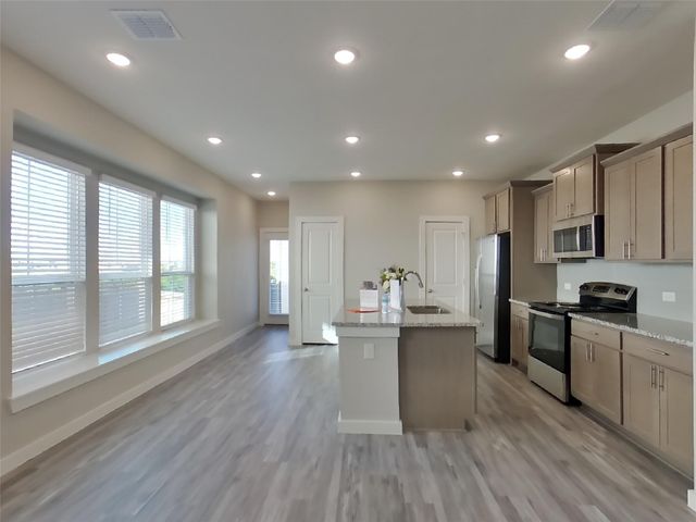 612 Lindheimer LN, Leander, TX 78641