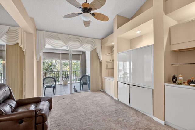 11683 Briarwood Circle 3, Boynton Beach, FL 33437