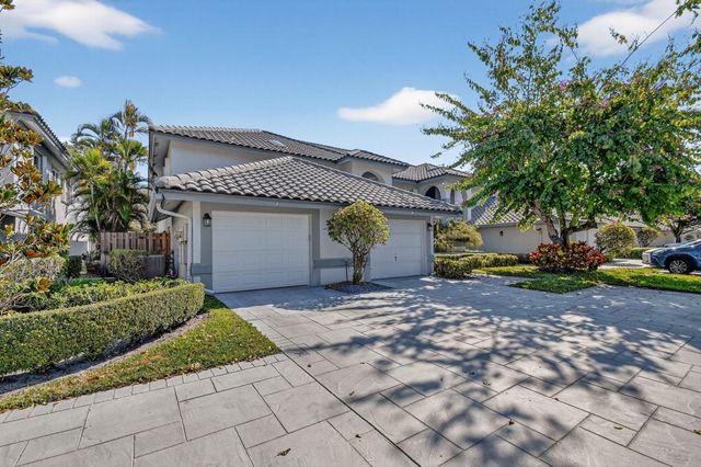 11683 Briarwood Circle 3, Boynton Beach, FL 33437