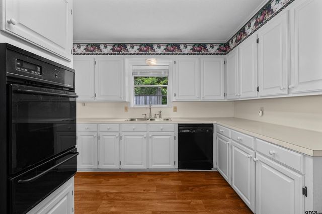 612 Leach St, Kilgore, TX 75662