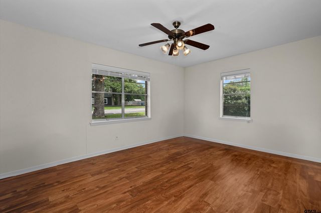612 Leach St, Kilgore, TX 75662