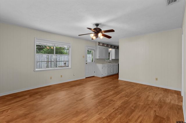 612 Leach St, Kilgore, TX 75662