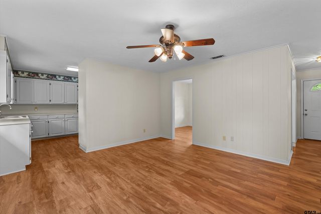 612 Leach St, Kilgore, TX 75662