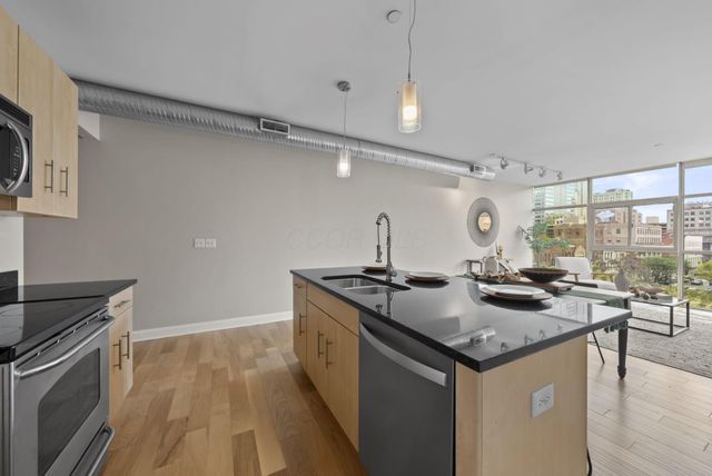 100 E Gay Street, 503, Columbus, OH 43215