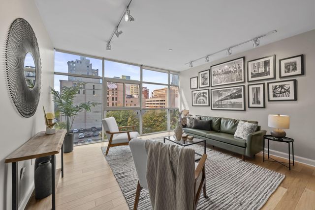 100 E Gay Street, 503, Columbus, OH 43215