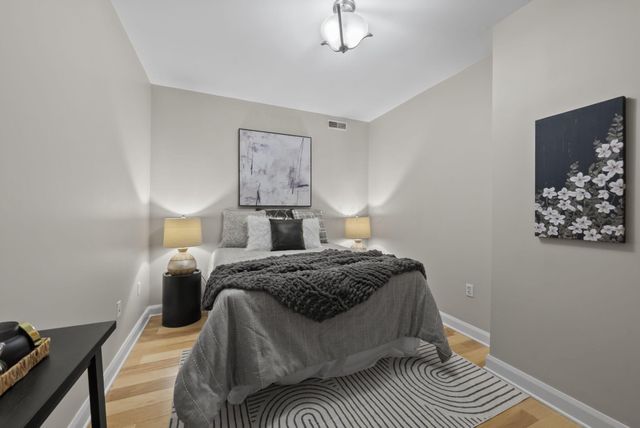 100 E Gay Street, 503, Columbus, OH 43215