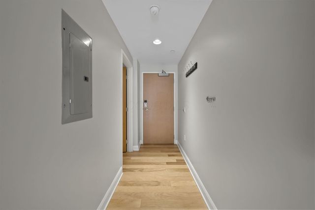 100 E Gay Street, 503, Columbus, OH 43215