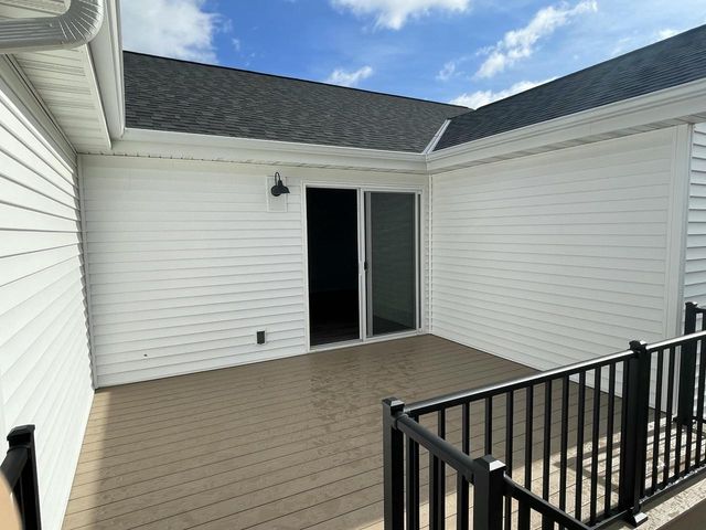 W219N16253 Primrose COURT, Jackson, WI 53037