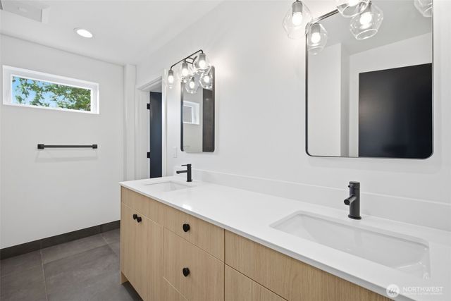 4521 35th Avenue S, Seattle, WA 98118