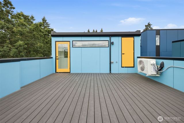 4521 35th Avenue S, Seattle, WA 98118