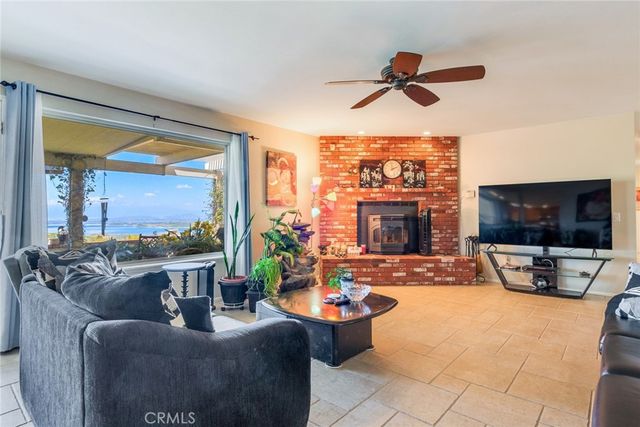 21798 Ridgedale Drive, Lake Mathews, CA 92570