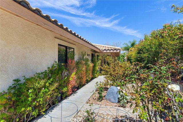 21798 Ridgedale Drive, Lake Mathews, CA 92570