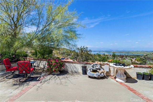 21798 Ridgedale Drive, Lake Mathews, CA 92570