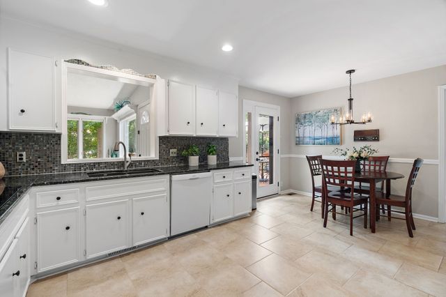 6017 Bethany Blvd, Nashville, TN 37221