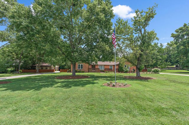 6017 Bethany Blvd, Nashville, TN 37221