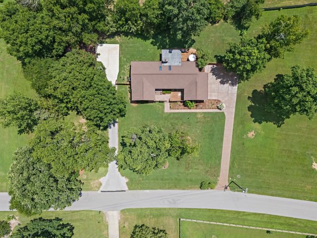 6017 Bethany Blvd, Nashville, TN 37221