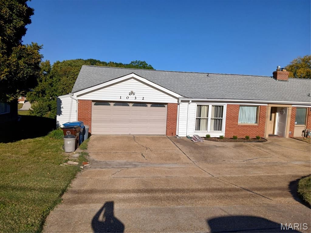1032 N Florissant Road, Ferguson, MO 63135